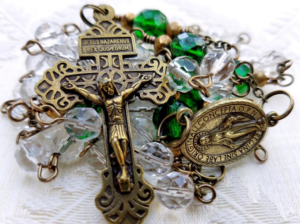 Handmade Vintage Green Clear Rosary Pardon Crucifix Italy 30"